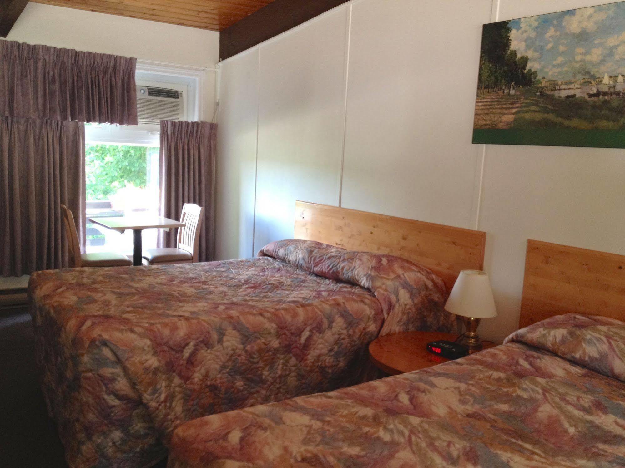 Lakeview Motel Haliburton Exteriér fotografie